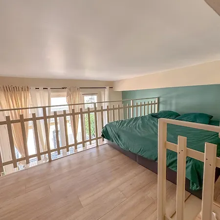 L'ecrin De La Comedie Apartment *